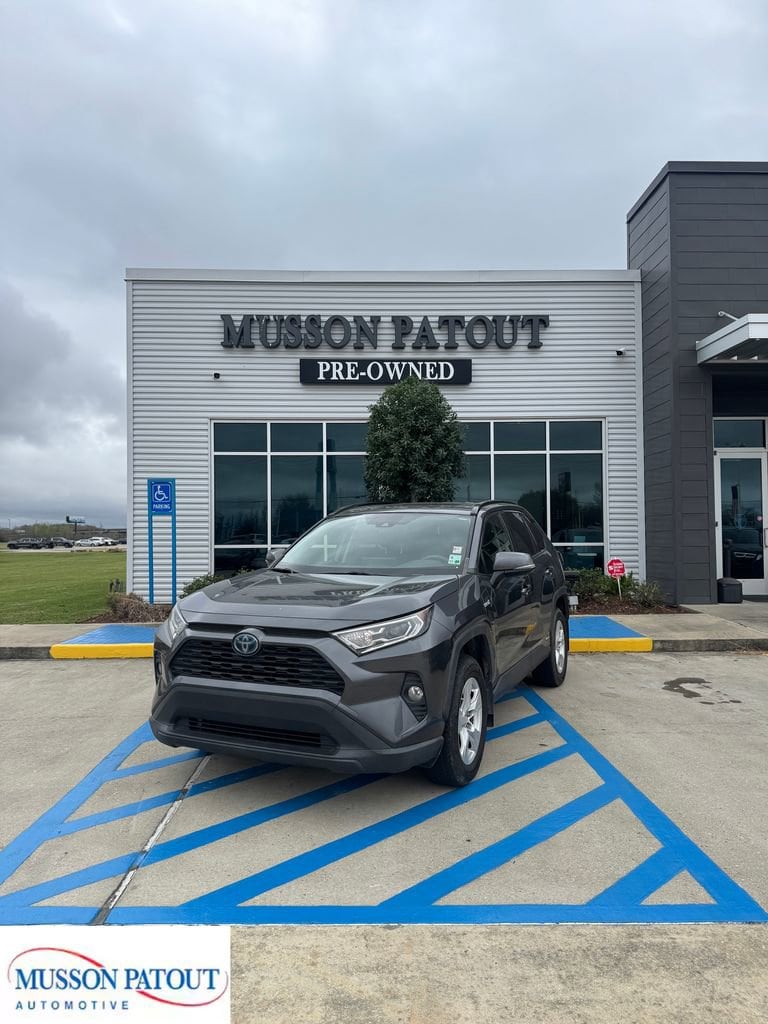 2020 Toyota RAV4 XLE