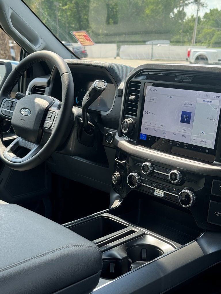 2025 Ford F-150 XLT - Photo 16