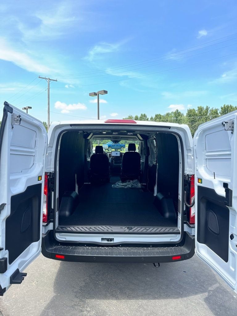 2025 Ford Transit Van Base - Photo 10