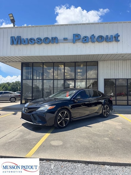 2020 Toyota Camry XSE Sedan