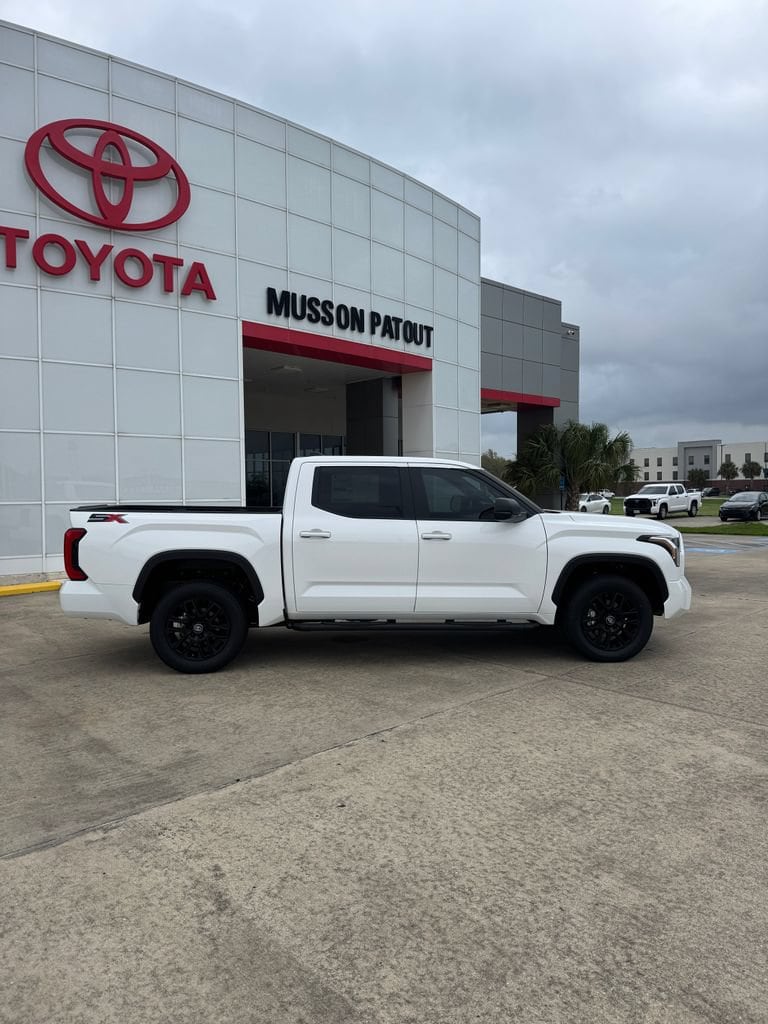 2026 Toyota Tundra SR5 - Photo 7