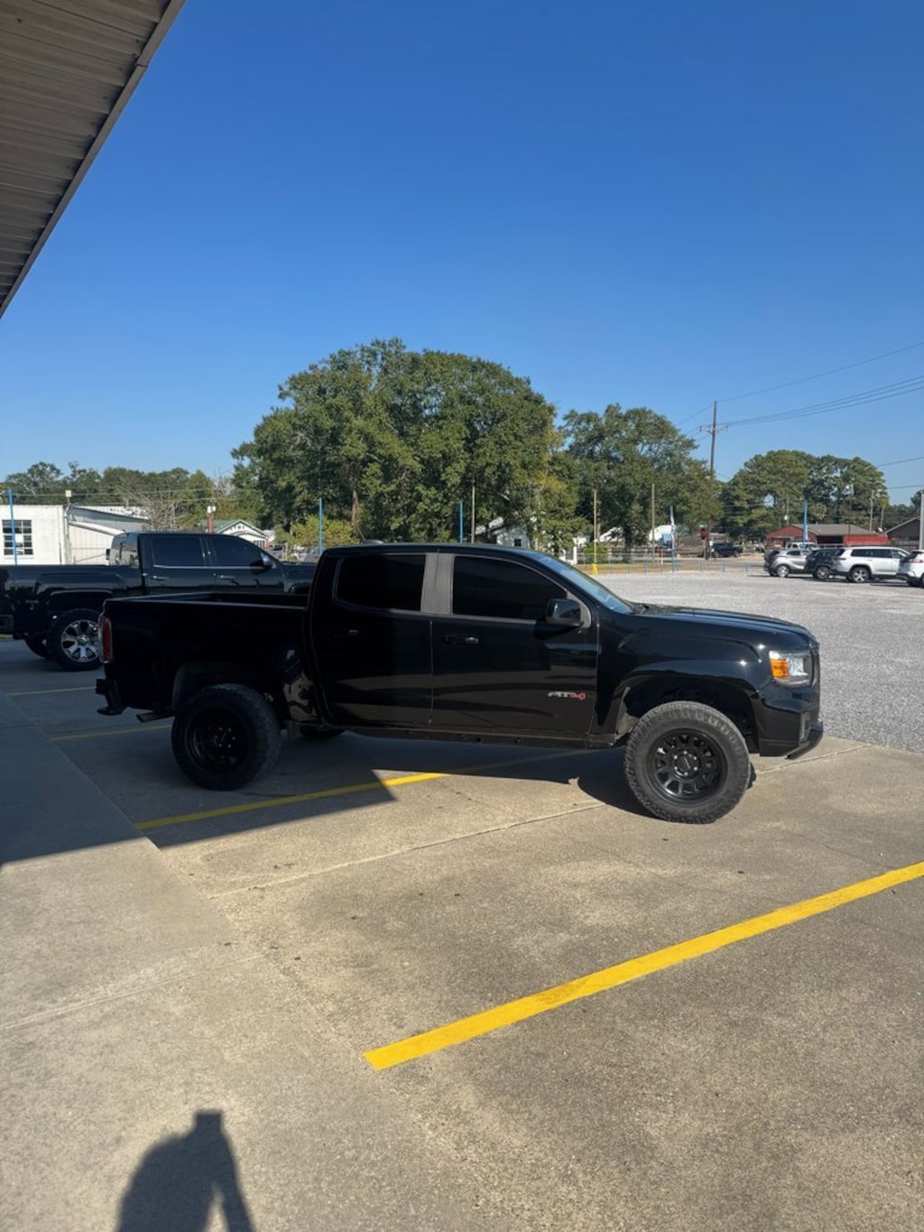 Used 2022 GMC Canyon AT4 w/Leather Truck Crew Cab
