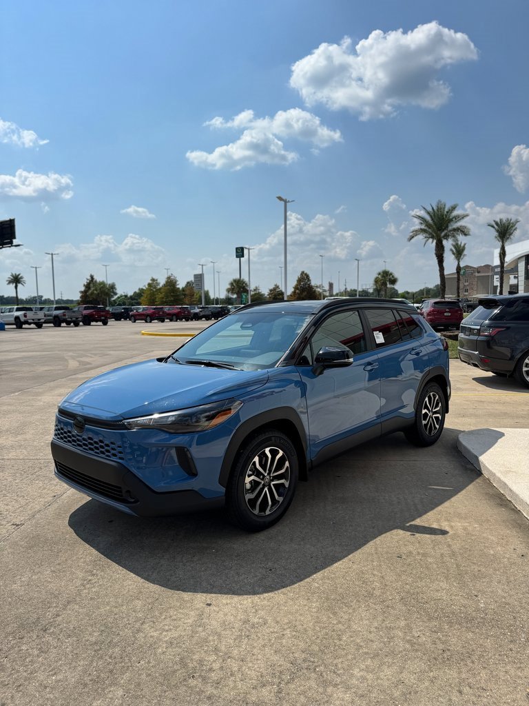 2026 Toyota Corolla Hybrid SE photo 3