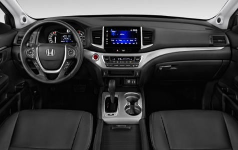 2018 Chevy Traverse vs 2018 Honda Pilot Boston, MA 2018 Chevy Traverse vs 2018 Honda Pilot Boston, MA