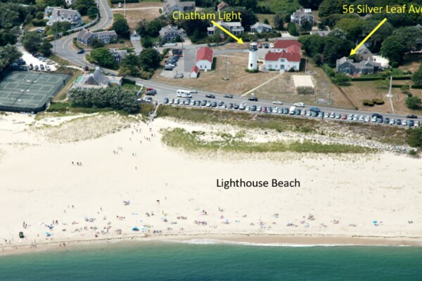 Lighthouse Beach Chatham Massachusetts.png