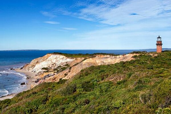 Moshup Beach Marthas Vineyard Massachusetts.png