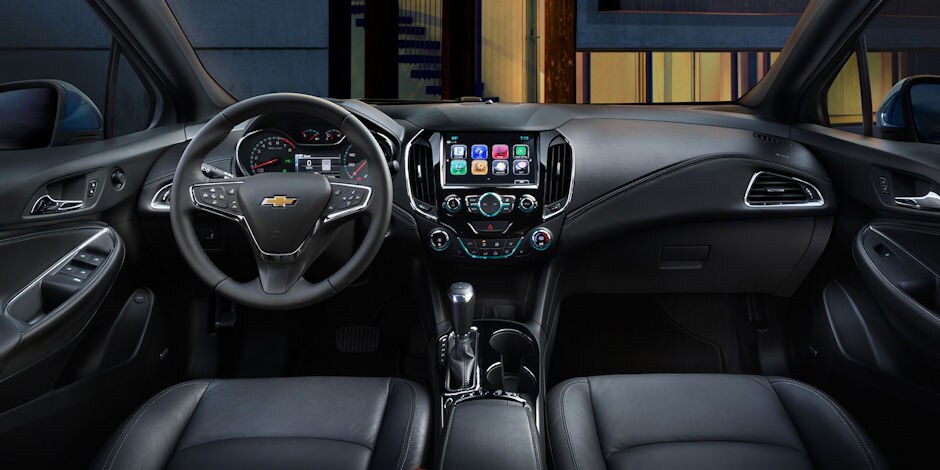 Compare The 2018 Chevy Cruze LS vs LT Trim Levels | An ... Compare The 2018 Chevy Cruze LS vs LT Trim Levels | An ...