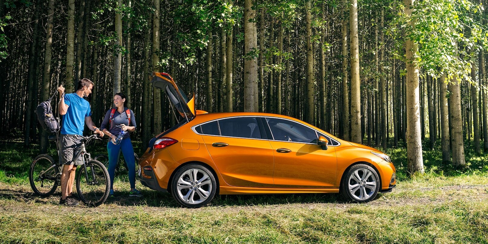 Cruze Hatchback.jpg