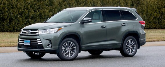2018 Chevy Traverse Vs 2018 Toyota Highlander Boston Ma