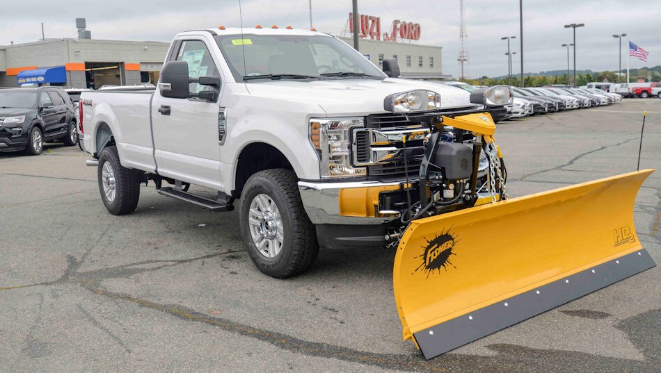 Chevrolet Silverado Snow