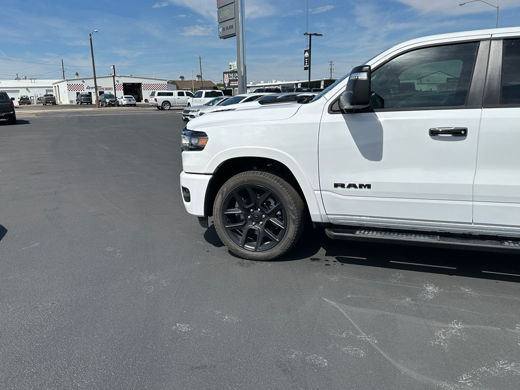 2026 RAM 1500 Laramie - Photo 9