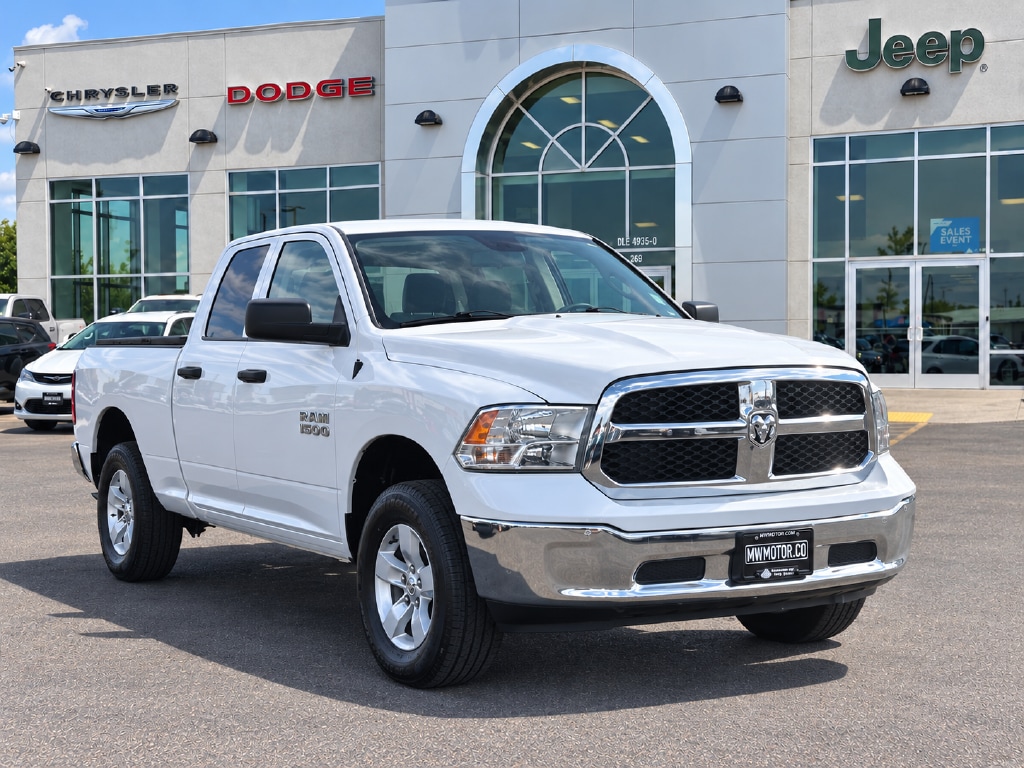 2024 RAM 1500 Classic SLT