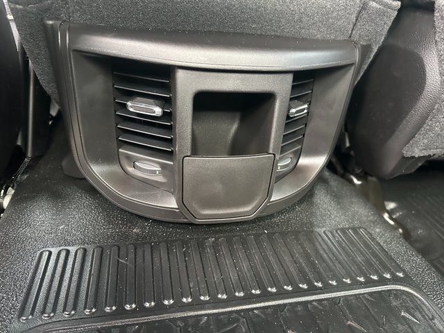 2026 RAM 3500 Chassis Tradesman - Photo 14