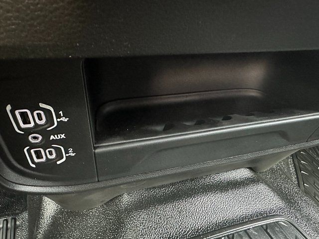 2026 RAM 3500 Chassis Tradesman - Photo 21