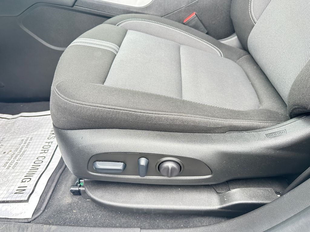 2025 Chevrolet Blazer 2LT - Photo 15