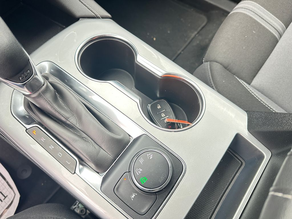 2025 Chevrolet Blazer 2LT - Photo 23