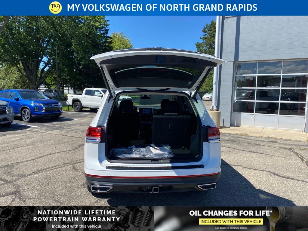 2026 Volkswagen Atlas SE w/Tech - Photo 21