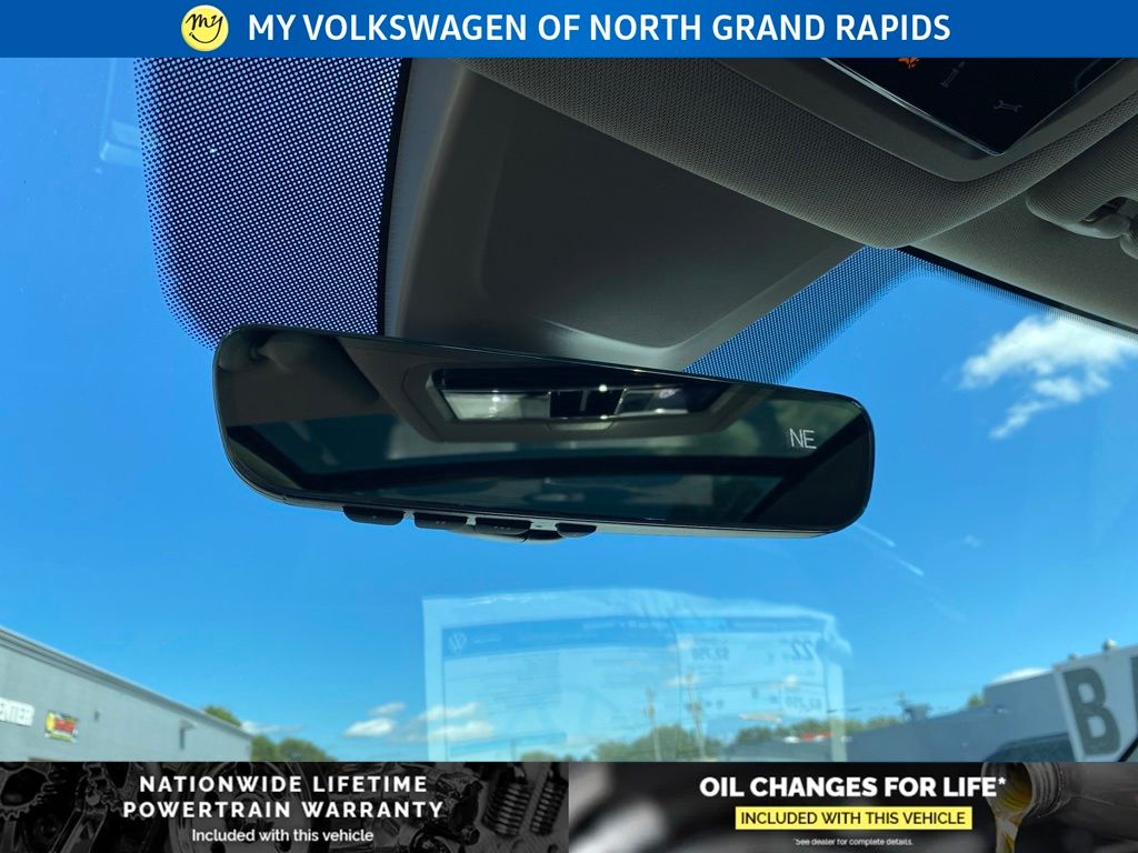2026 Volkswagen Atlas SE w/Tech - Photo 13