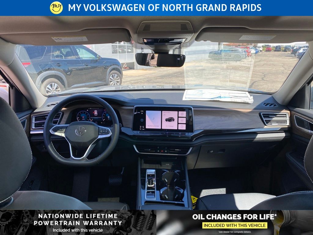 2026 Volkswagen Atlas SE w/Tech - Photo 18