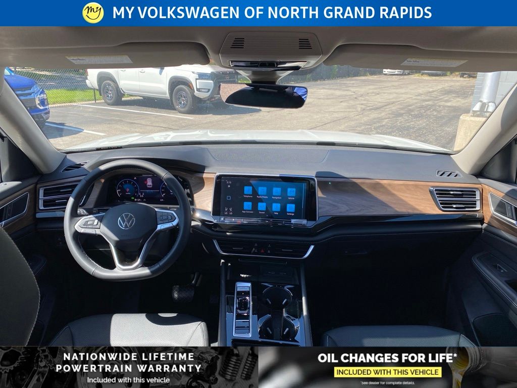 2026 Volkswagen Atlas SE w/Tech - Photo 17