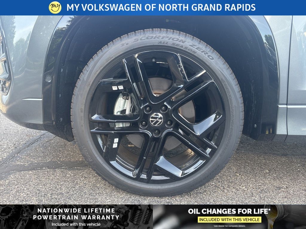 2026 Volkswagen Tiguan SE R-LINE BLACK - Photo 10
