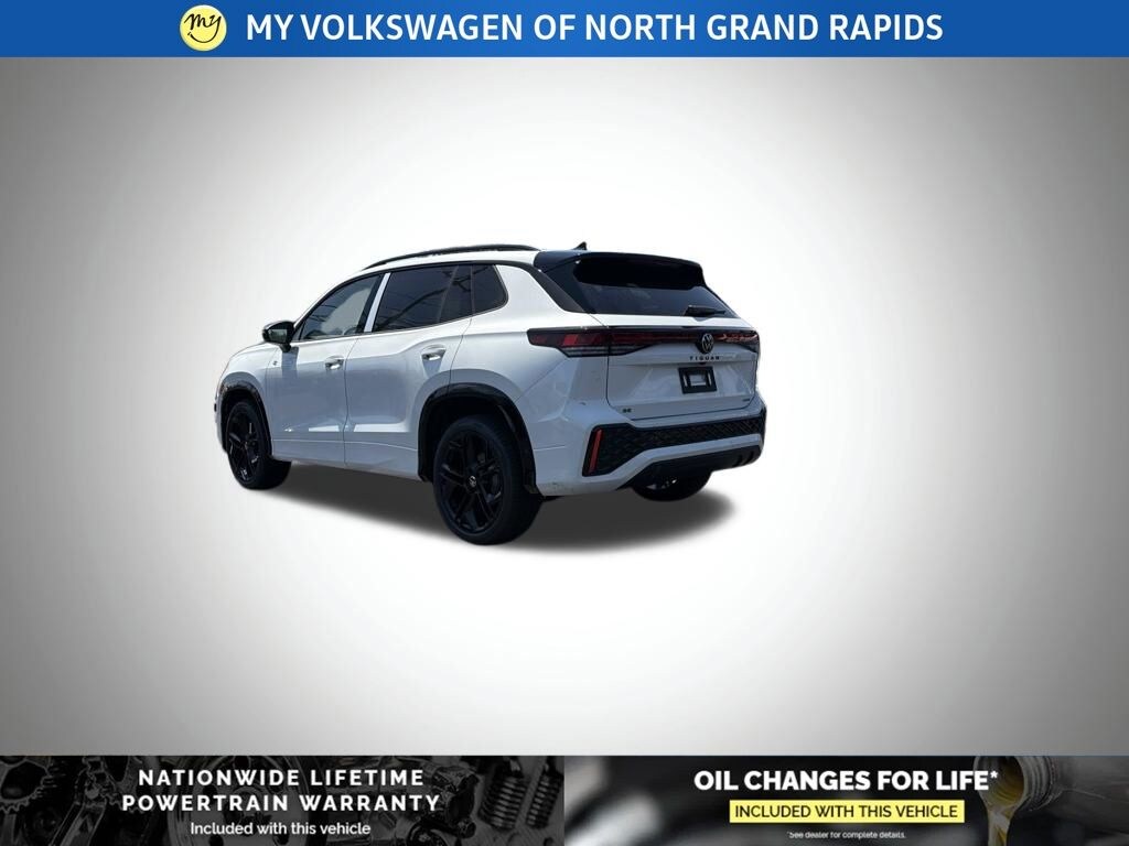 New 2026 Volkswagen Tiguan 2.0T SE R-Line Black SUV