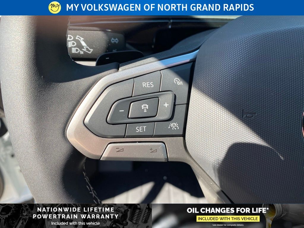 2026 Volkswagen Atlas SE w/Tech - Photo 9