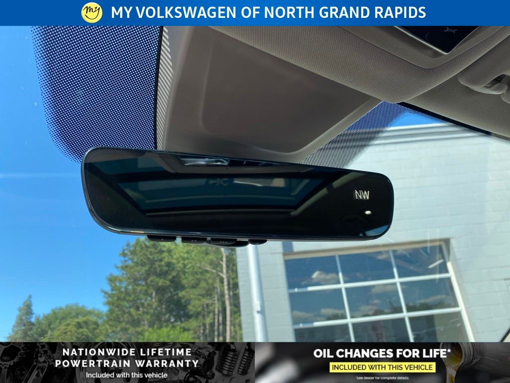 2026 Volkswagen Atlas SE w/Tech - Photo 12