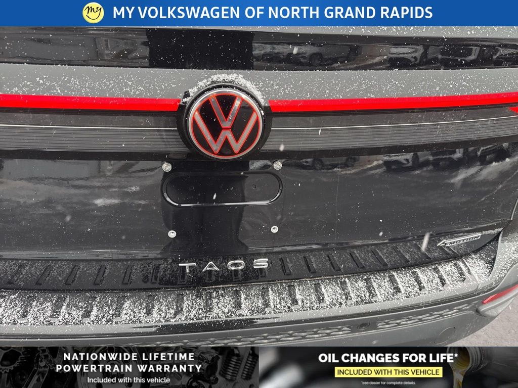 2026 Volkswagen Taos SE Black - Photo 24