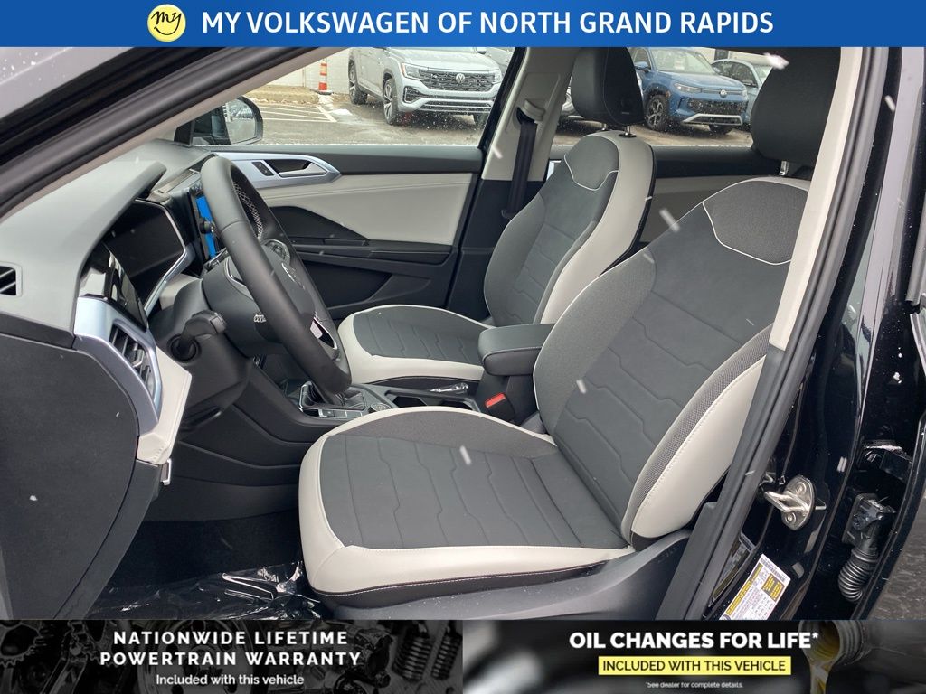 2026 Volkswagen Taos SE - Photo 7