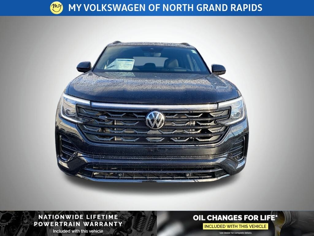 New 2026 Volkswagen Atlas Cross Sport 2.0T SEL R-Line Black SUV