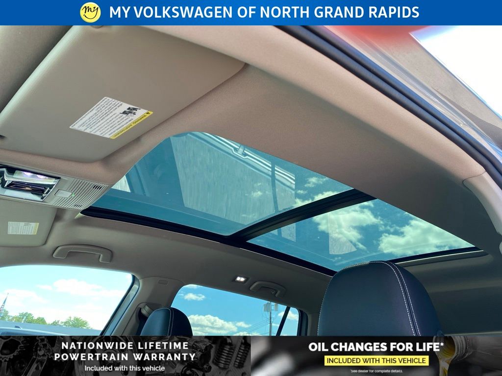 2026 Volkswagen Atlas SE w/Tech - Photo 14