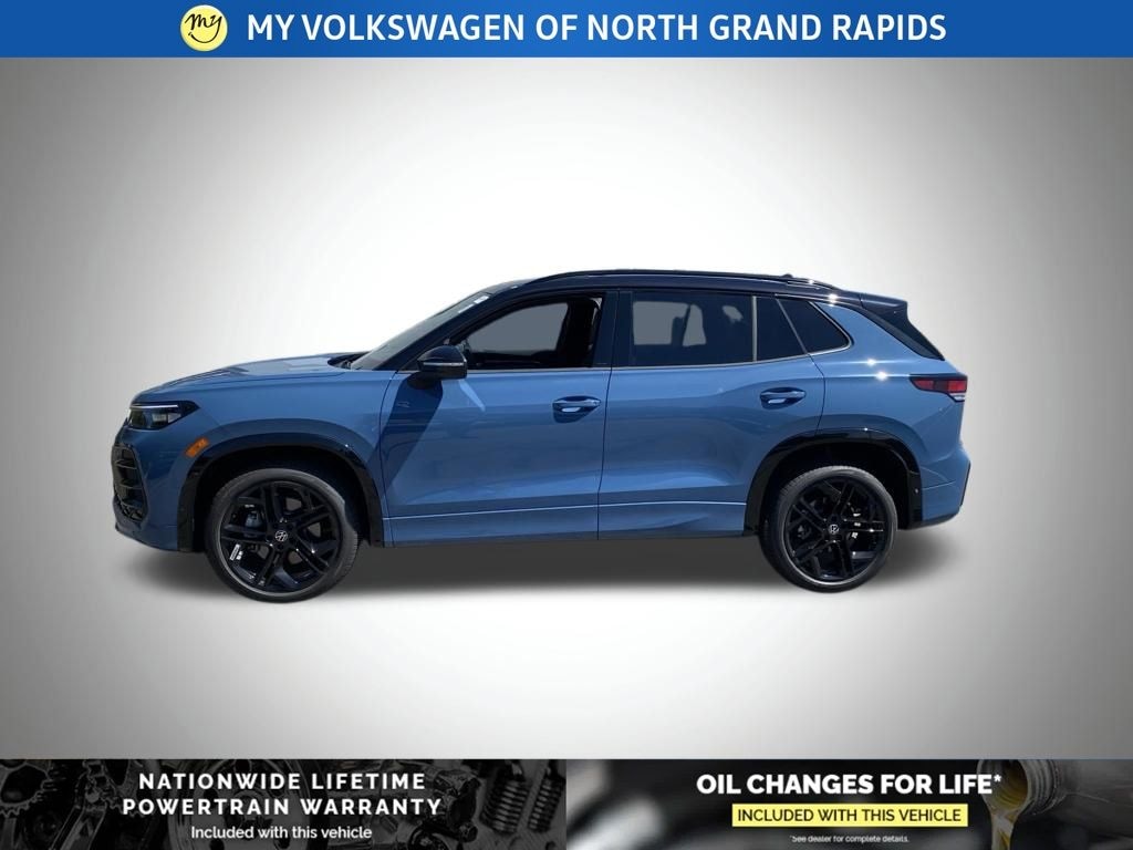 New 2026 Volkswagen Tiguan SE R-Line Black SUV
