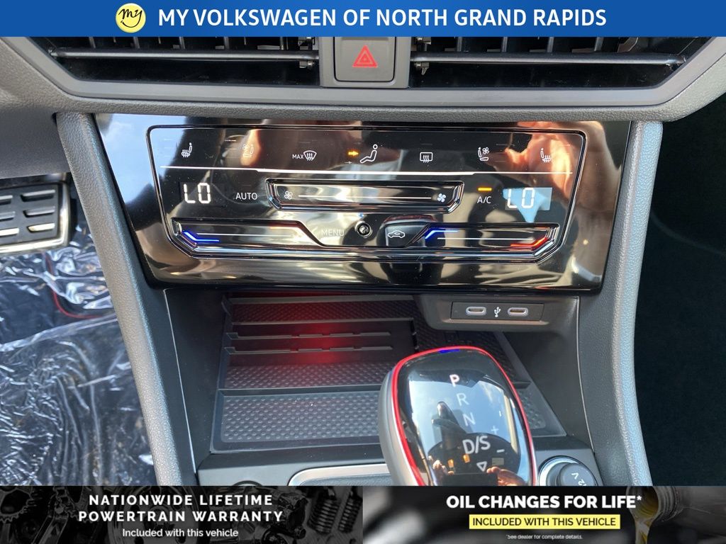 2026 Volkswagen Jetta GLI Autobahn - Photo 14