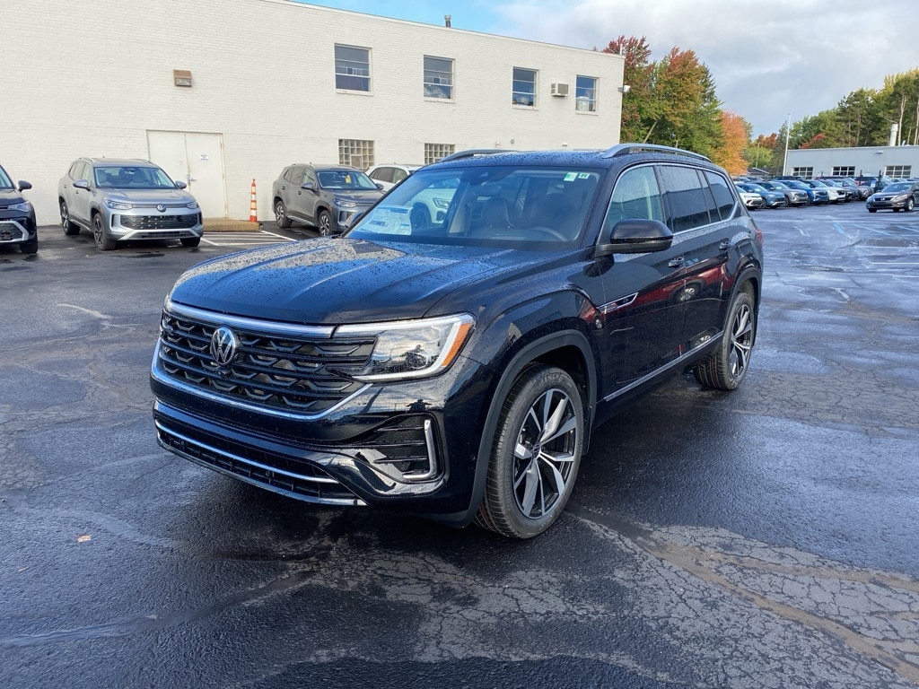 New 2026 Volkswagen Atlas 2.0T SEL Premium R-Line SUV