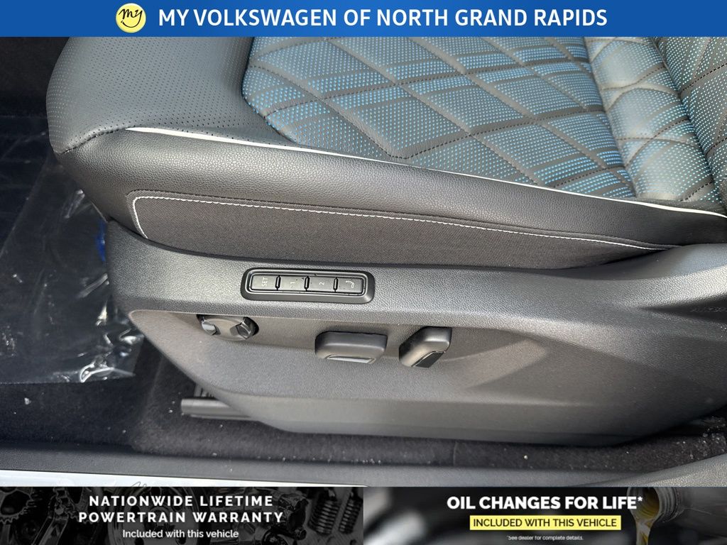 2026 Volkswagen Atlas Cross Sport SEL Premium R-LINE - Photo 20