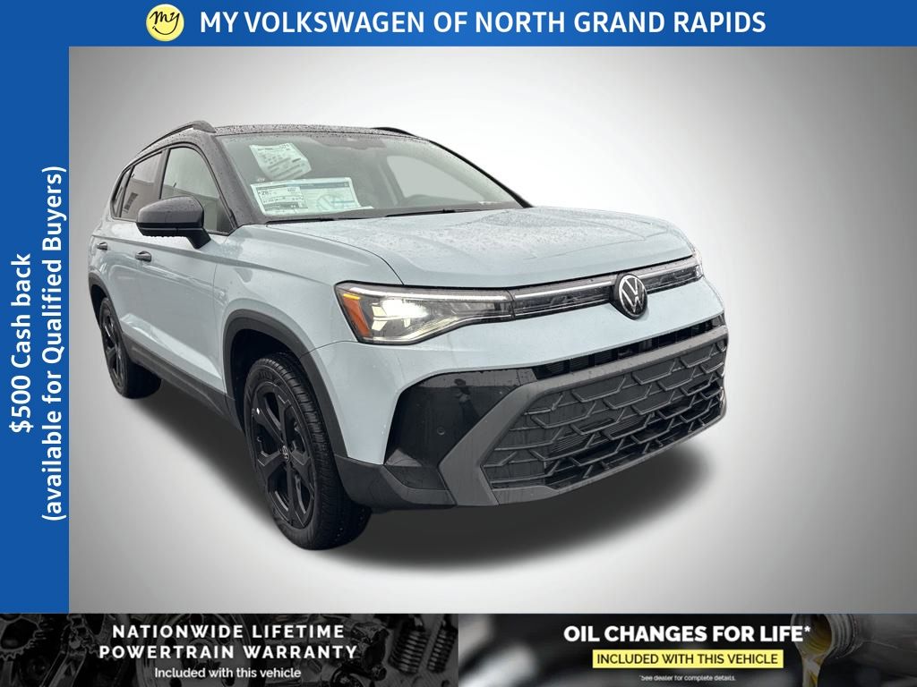 2026 Volkswagen Taos SE Black's photo