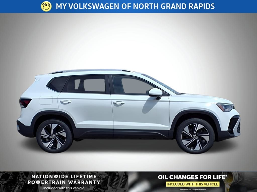 New 2025 Volkswagen Taos 1.5T SE SUV
