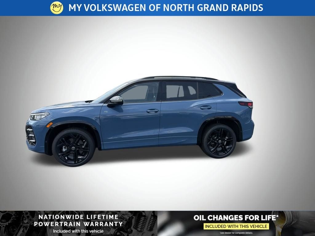 New 2026 Volkswagen Tiguan 2.0T SE R-Line Black SUV