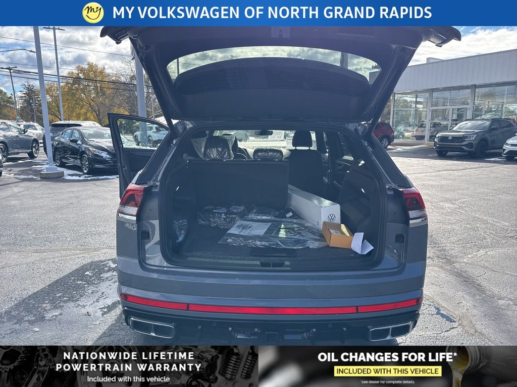 2026 Volkswagen Atlas Cross Sport SEL Premium R-LINE - Photo 23