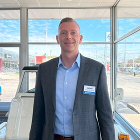Staff member James Balder from ID_1e50d2