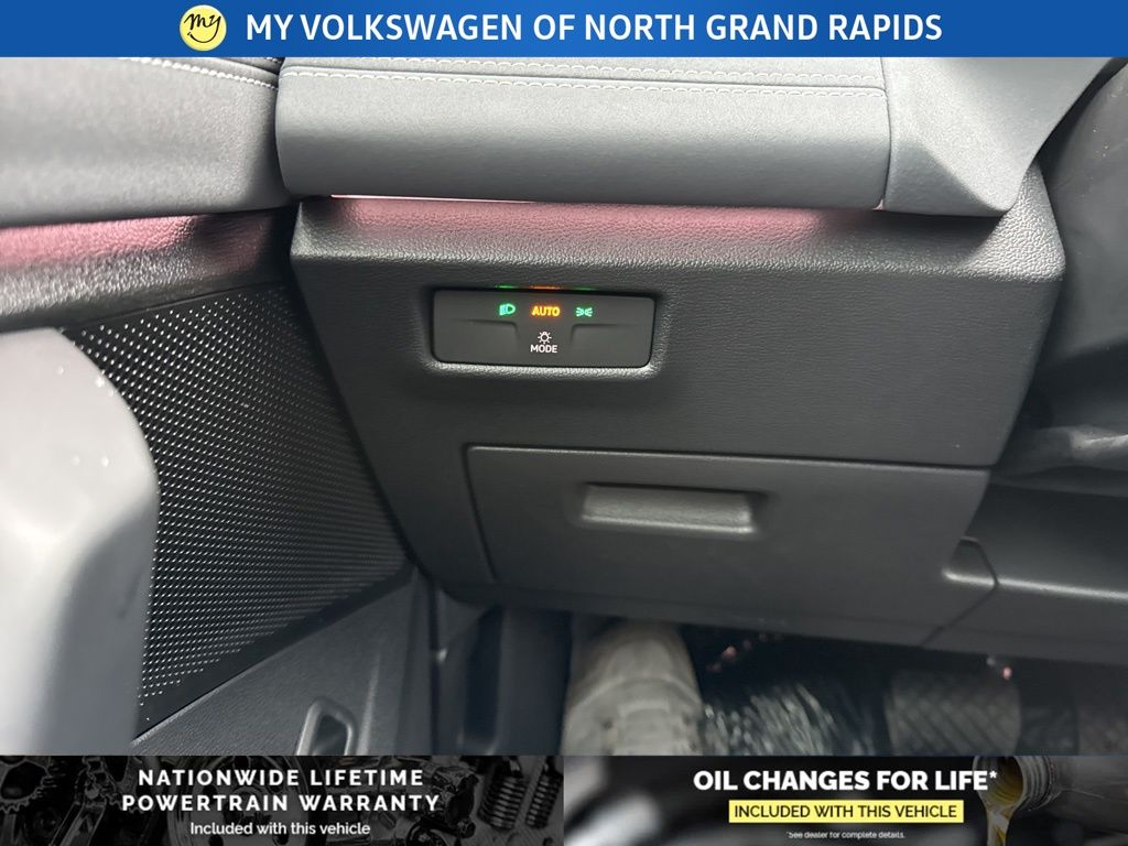 2026 Volkswagen Tiguan SE - Photo 25