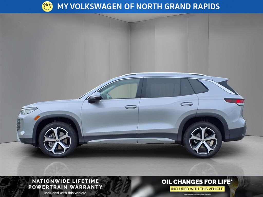 2025 Volkswagen Tiguan SE photo 4