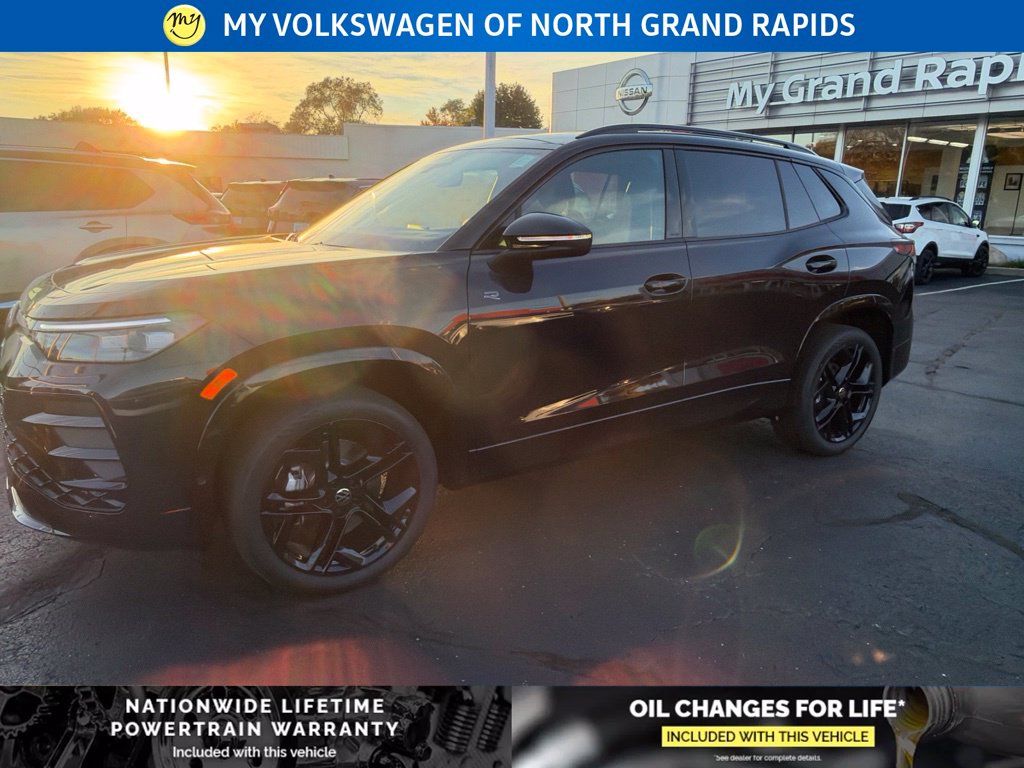 New 2027 Volkswagen Tiguan SE R-Line Black SUV