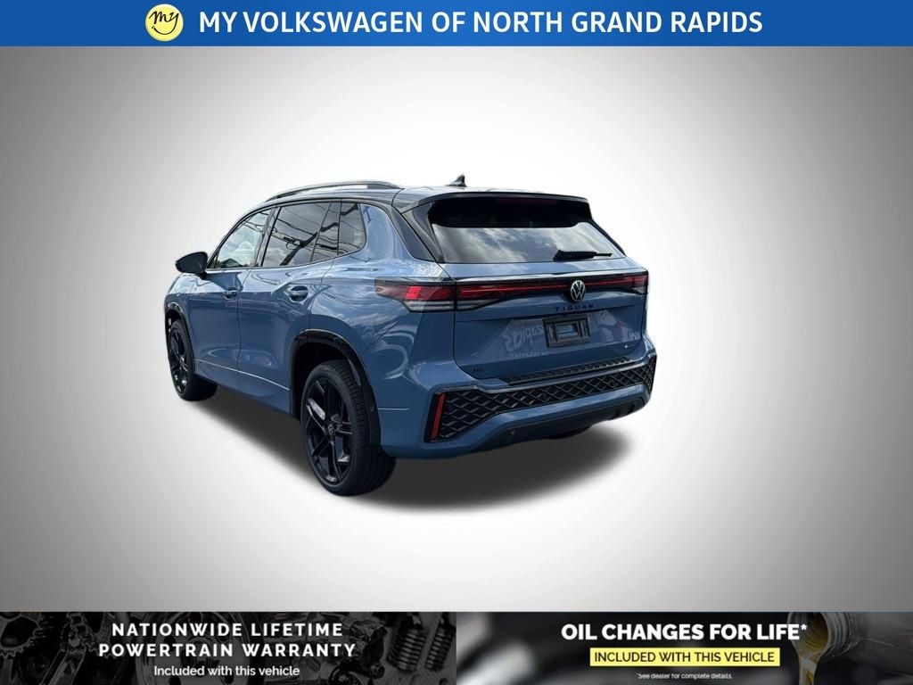 New 2026 Volkswagen Tiguan 2.0T SE R-Line Black SUV