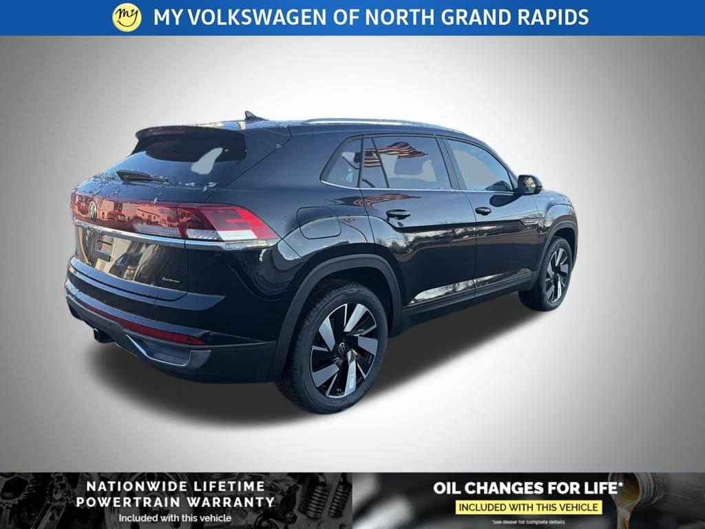 New 2026 Volkswagen Atlas Cross Sport 2.0T SE w/Technology SUV