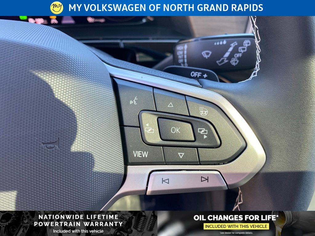 2026 Volkswagen Atlas SE w/Tech - Photo 11