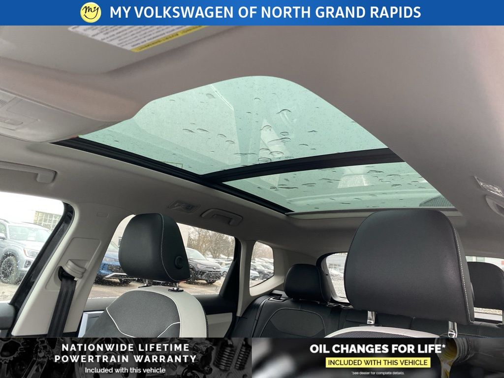 2026 Volkswagen Taos SE - Photo 16