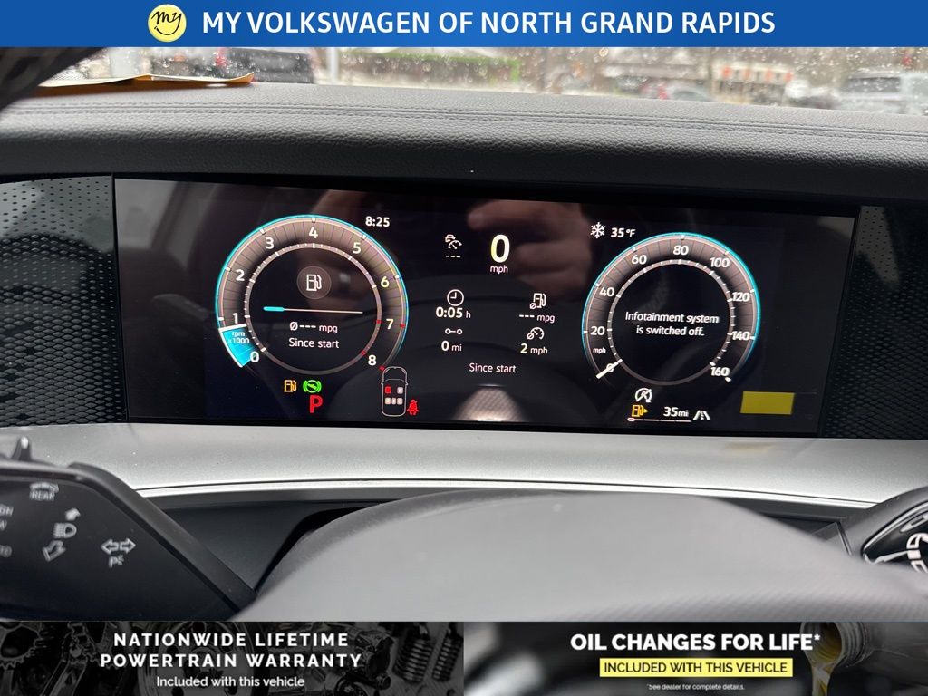 2026 Volkswagen Tiguan SE - Photo 12