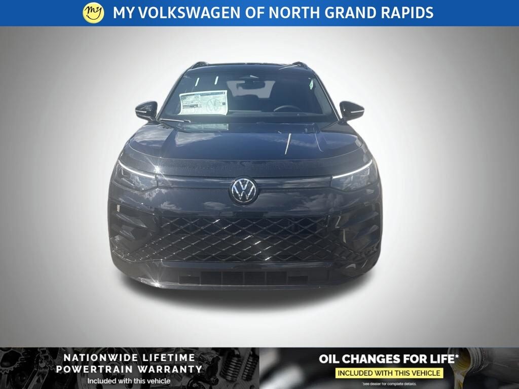 New 2026 Volkswagen Tiguan 2.0T SE R-Line Black SUV